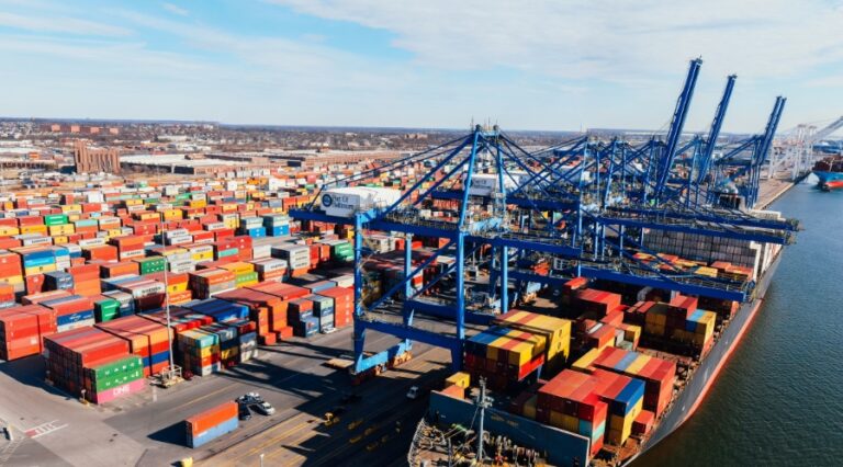 1 billion PLN for the expansion of the container port in Gdansk