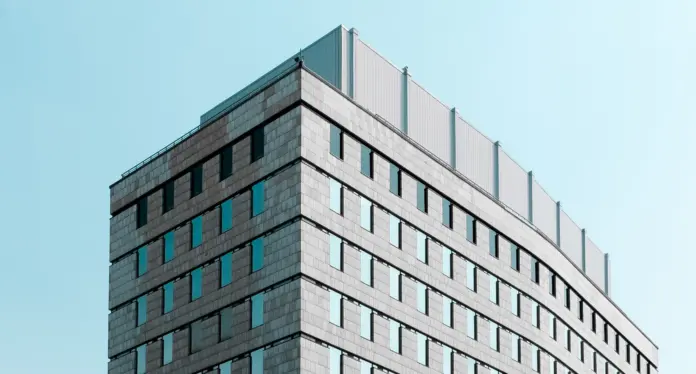 Zoll- und Steuerkontrollen im Lichte des Berichts „Unternehmer unter der Lupe der Finanzbehörden 2025“ – wachsender Druck auf Unternehmen