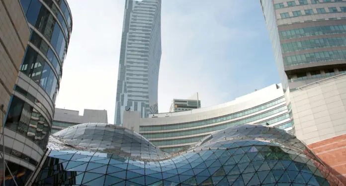 Investieren in Polen 2026–2040: Wie sich das Umfeld für ausländisches Kapital verändert